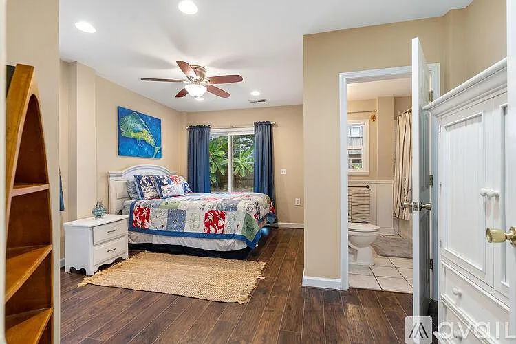 923 Searidge Ln — Photo 16