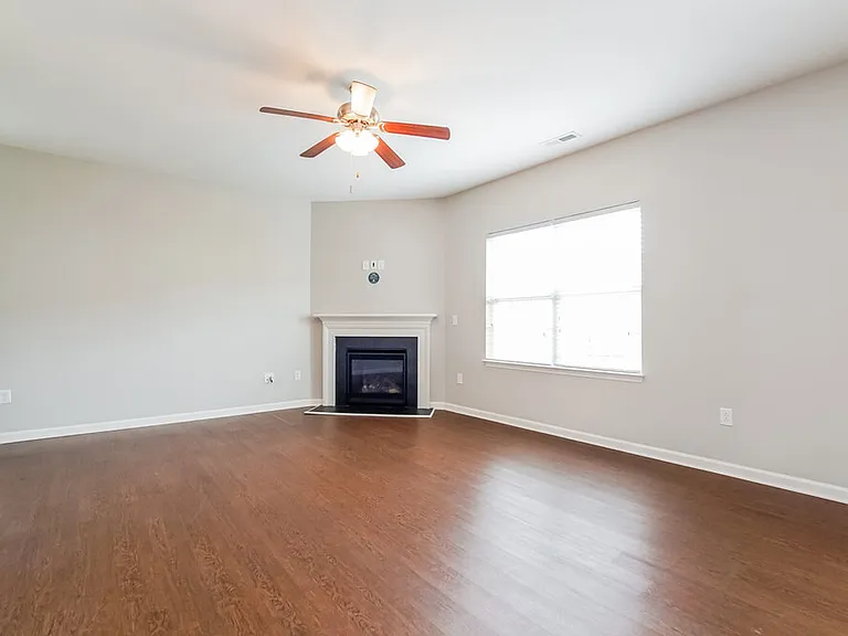 3616 Waleback Ln — Photo 5