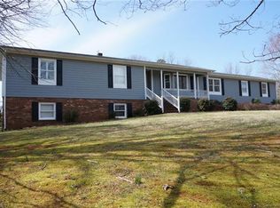 216 Harwell Rd, Mooresville, NC 28117