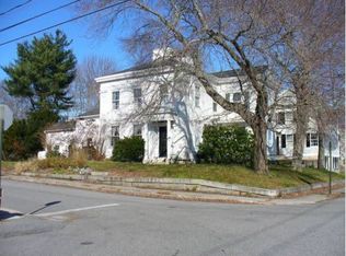 2 Clift St, Groton, CT 06355
