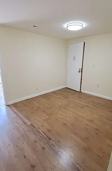 295 Graham Ave #1 — Photo 12