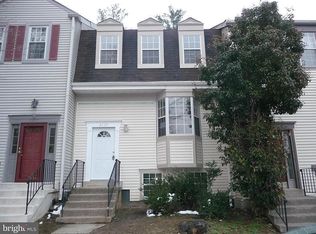 2339 Hunters Square Ct, Reston, VA 20191