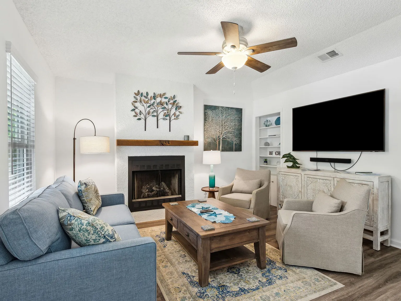 3 bed, 1272 sqft, $6,000 — Photo 1