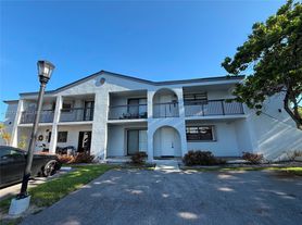 18200 Mediterranean Blvd, Hialeah, FL