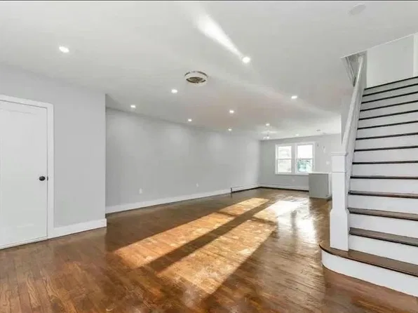 57-68 Mazeau St #1, Maspeth, NY 11378