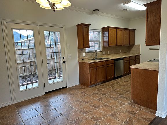4th image of 771 Appleridge Dr #1