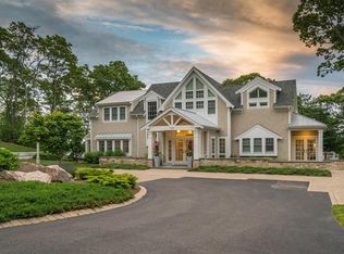 140 Roxy Cahoon Rd, Plymouth, MA 02360