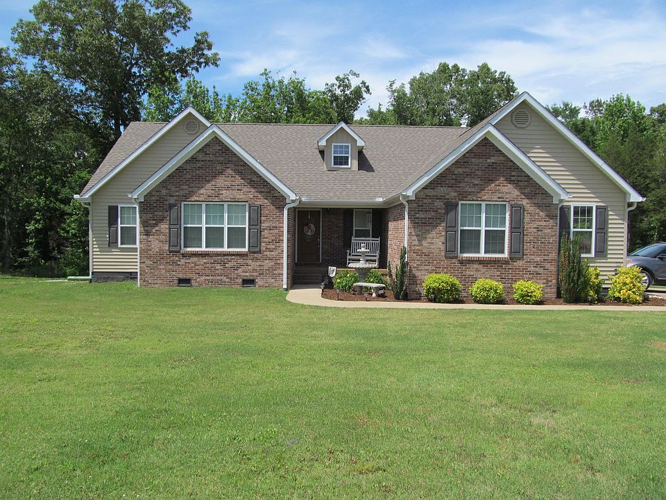 1st image of 135 Towns Edge Dr