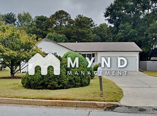 1611 Rose Garden Ln, Loganville, GA 30052