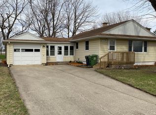 418 8th St, Brewster, MN 56119