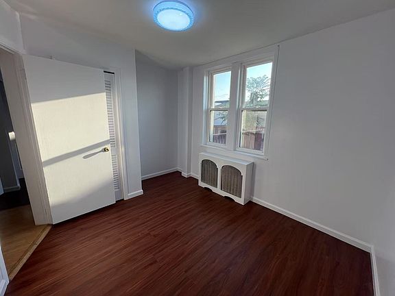 3rd image of 18 Balfour St #1F