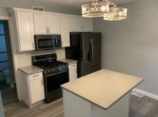 624 Veto St NW, Grand Rapids, MI 49504