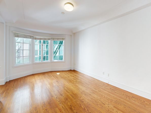 355 Fulton St APT 302