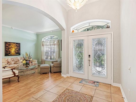 3rd image of 1901 Heartland Cir