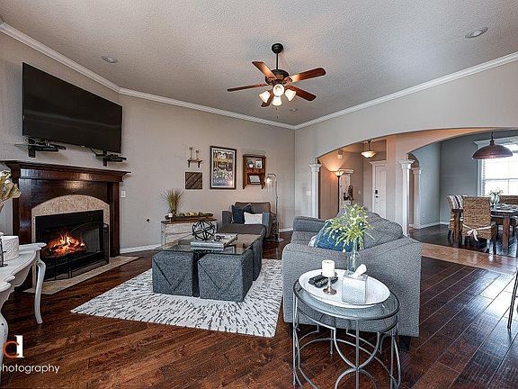 3rd image of 3805 SW Roundstone Blvd