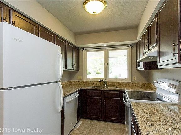 3rd image of 4526 51st St