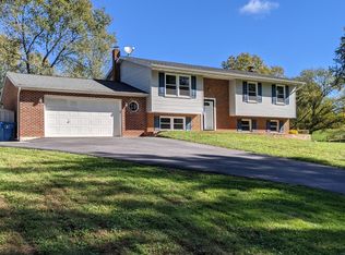 618 Green Valley Way, Sykesville, MD 21784