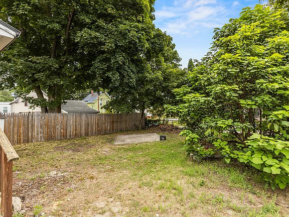 2nd image of 23 Cottage Street