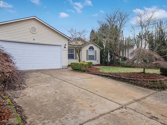 3rd image of 4403 NE 158th Ave