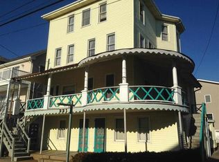 221 E Magnolia Ave, Wildwood, NJ 08260