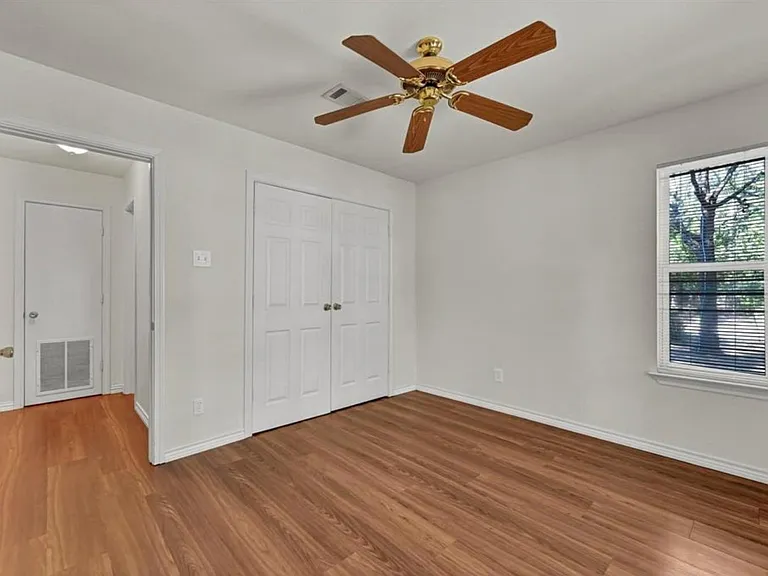 1029 Shoreline Dr — Photo 25