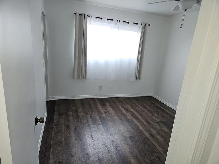 12751 Lorna St #5 — Photo 6