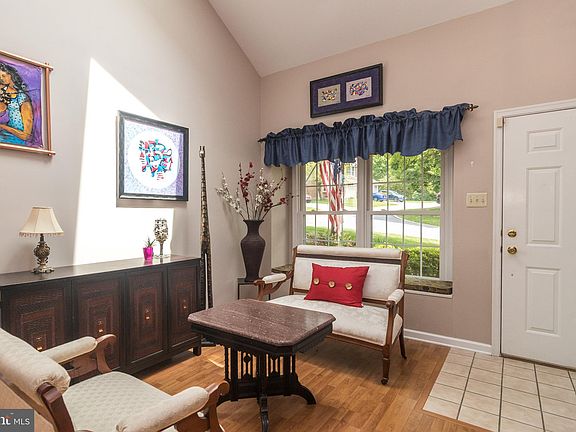 4th image of 7 Willow Ct