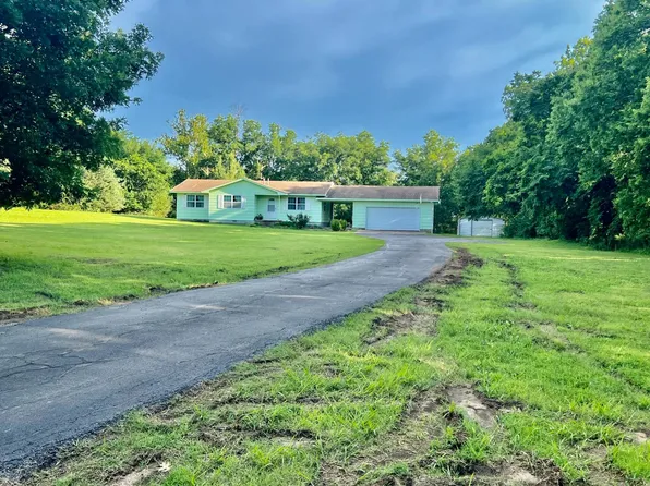4356 County Road 2400, Coffeyville, KS 67337