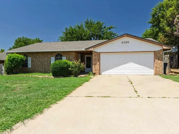 2326 NW 77th St, Lawton, OK 73505