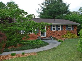 202 Common Wealth Ave, Clifton Forge, VA 24422