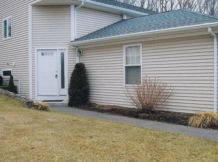 26 Hunters Run, North Providence, RI 02904