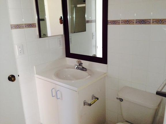 3rd image of 1864 Salerno Cir