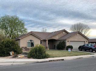 215 W Harvest Ln, Washington, UT 84780