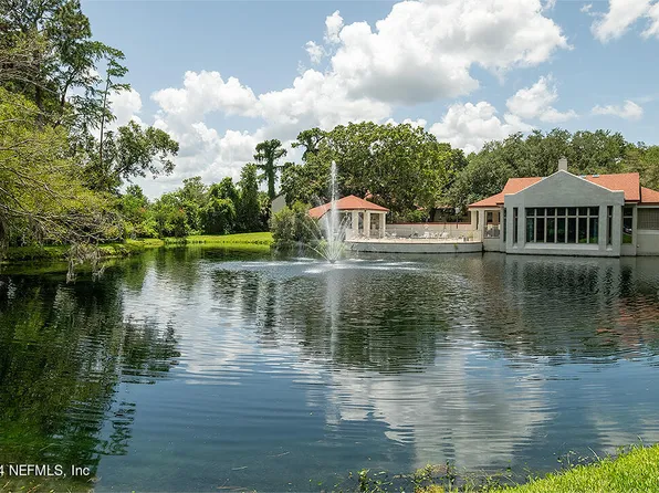 903 WOOD HILL Drive, Jacksonville, FL 32256