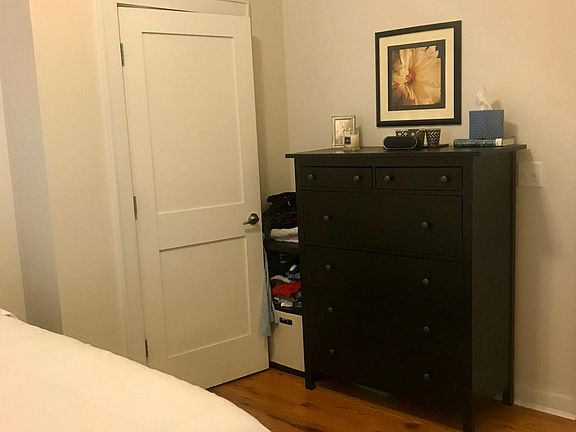 3rd image of 4118 Ballard Ave APT 1