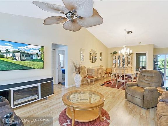 4th image of 5317 Pine Cir