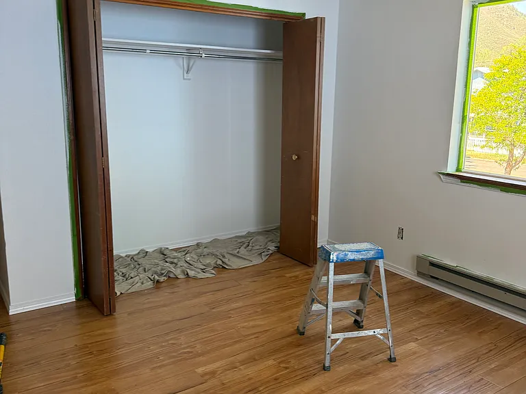 556 E 5th Ave #3 — Photo 5