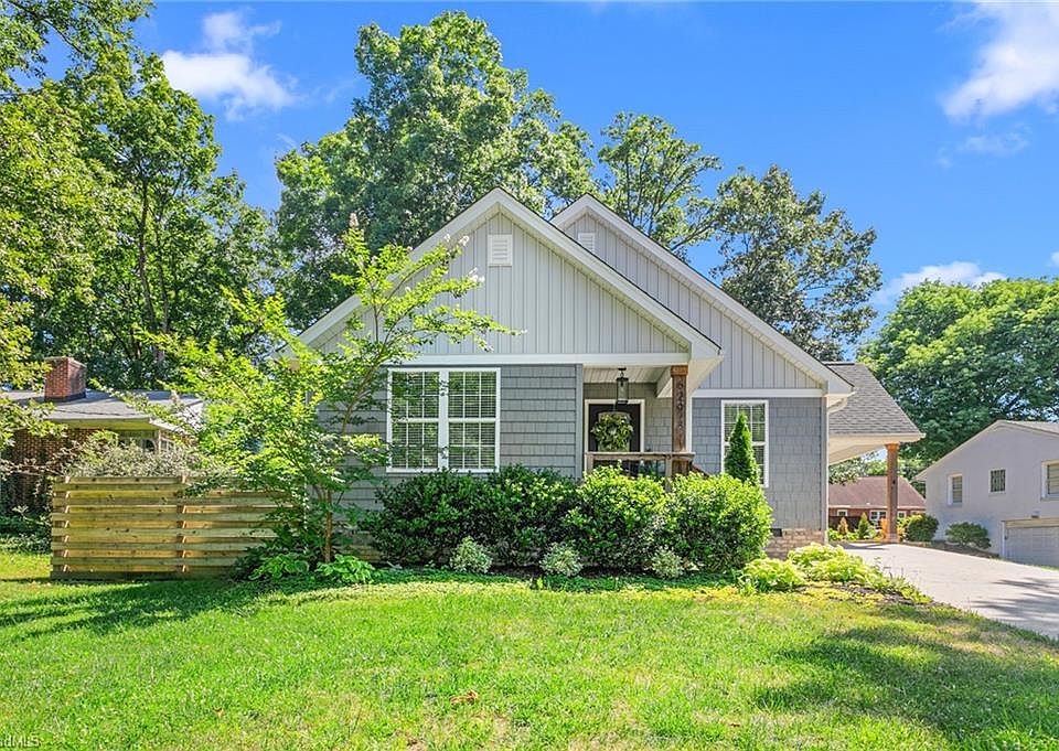 1st image of 629 Rockspring Rd