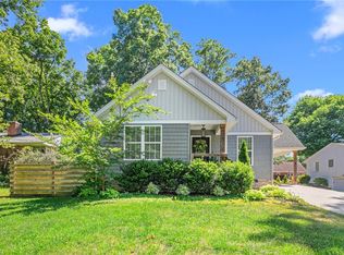 629 Rockspring Rd, High Point, NC 27262