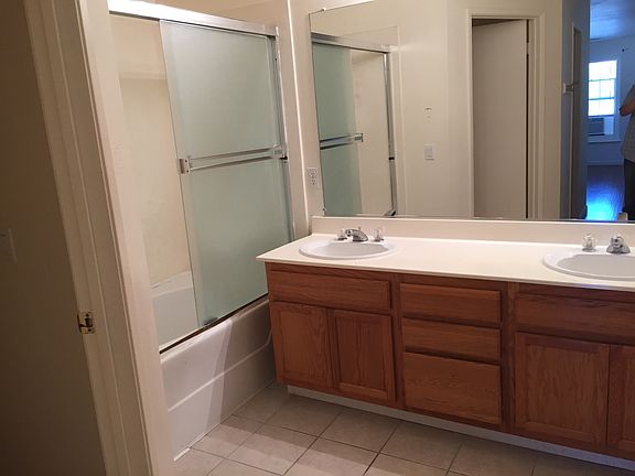 4th image of 1489 Carnoustie Ct