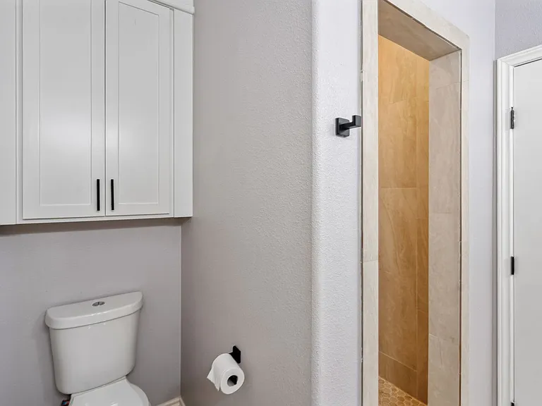 1009 Tesoro Hls — Photo 14