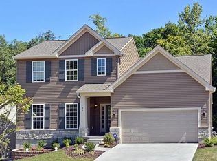 35 San Marino Pkwy, Fenton, MO 63026