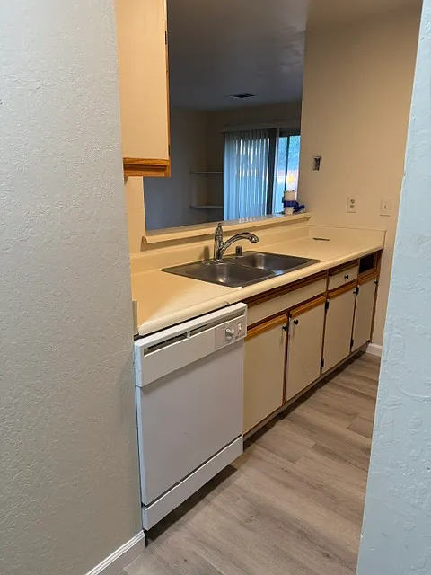 1 bed, $1,750 — Photo 3