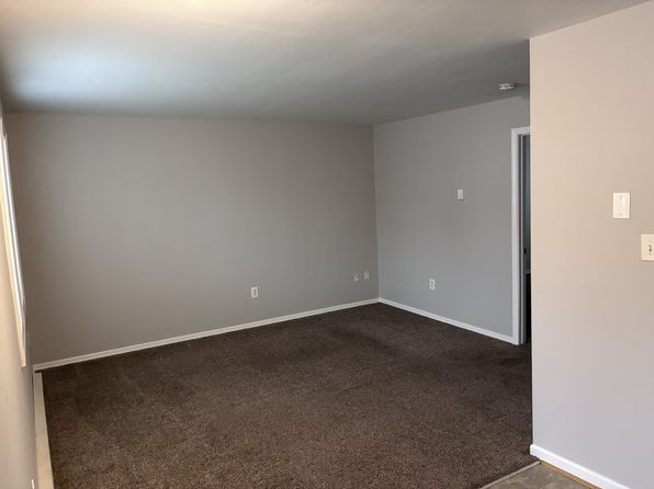 146 Water St #4