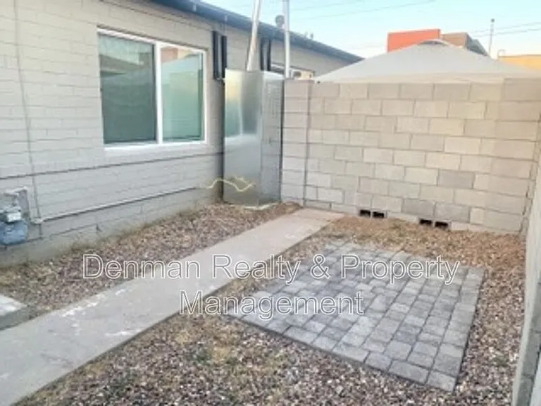 4306 N 12th St #6 — Photo 8