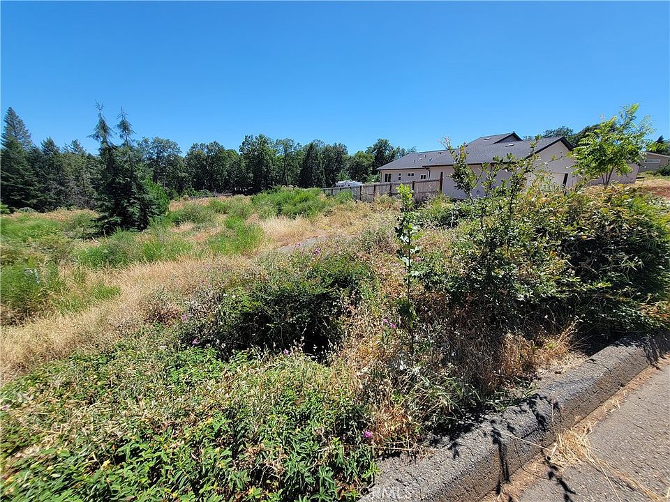 2nd image of 6362 Zuckerman Ct #131