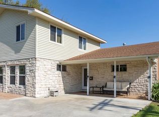 702 Hess St, Port Neches, TX 77651