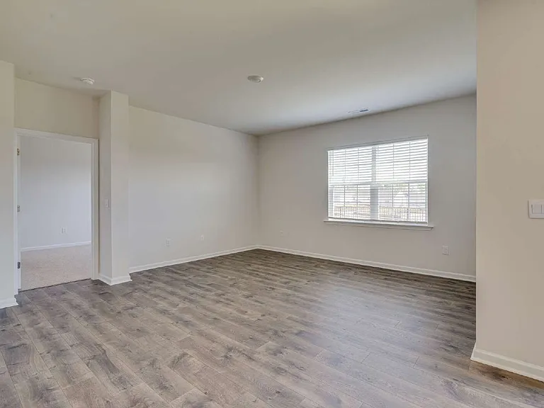 213 Moore Creek Dr — Photo 15
