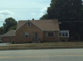 1088 Baldwin St, Jenison, MI 49428