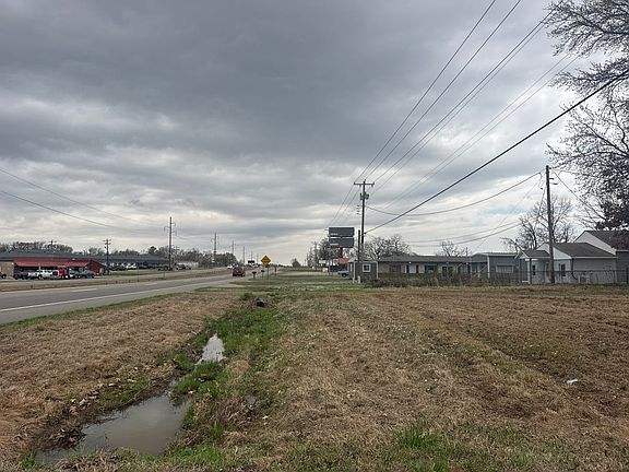 5th image of 5919 Alma Hwy